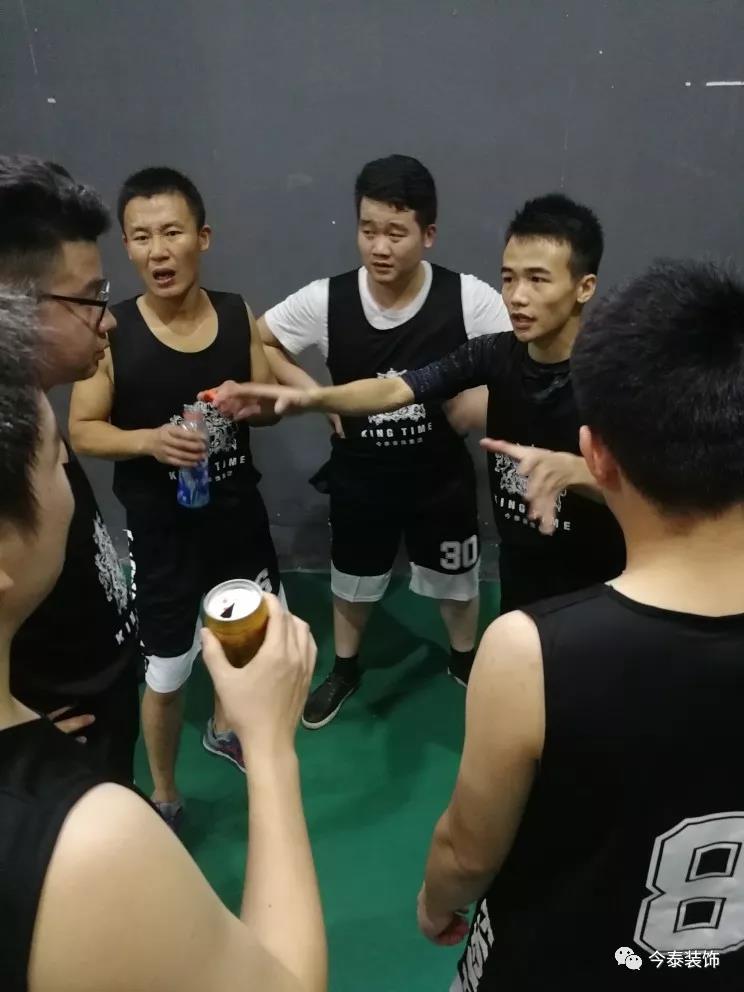 今泰裝飾冬季籃球聯(lián)賽圓滿結(jié)束！(圖6)