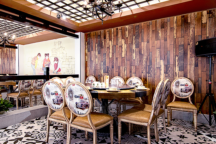 餐廳裝修——將復古懷舊演繹到極致(圖3) 餐廳裝修——將復古懷舊演繹到極致(圖3)