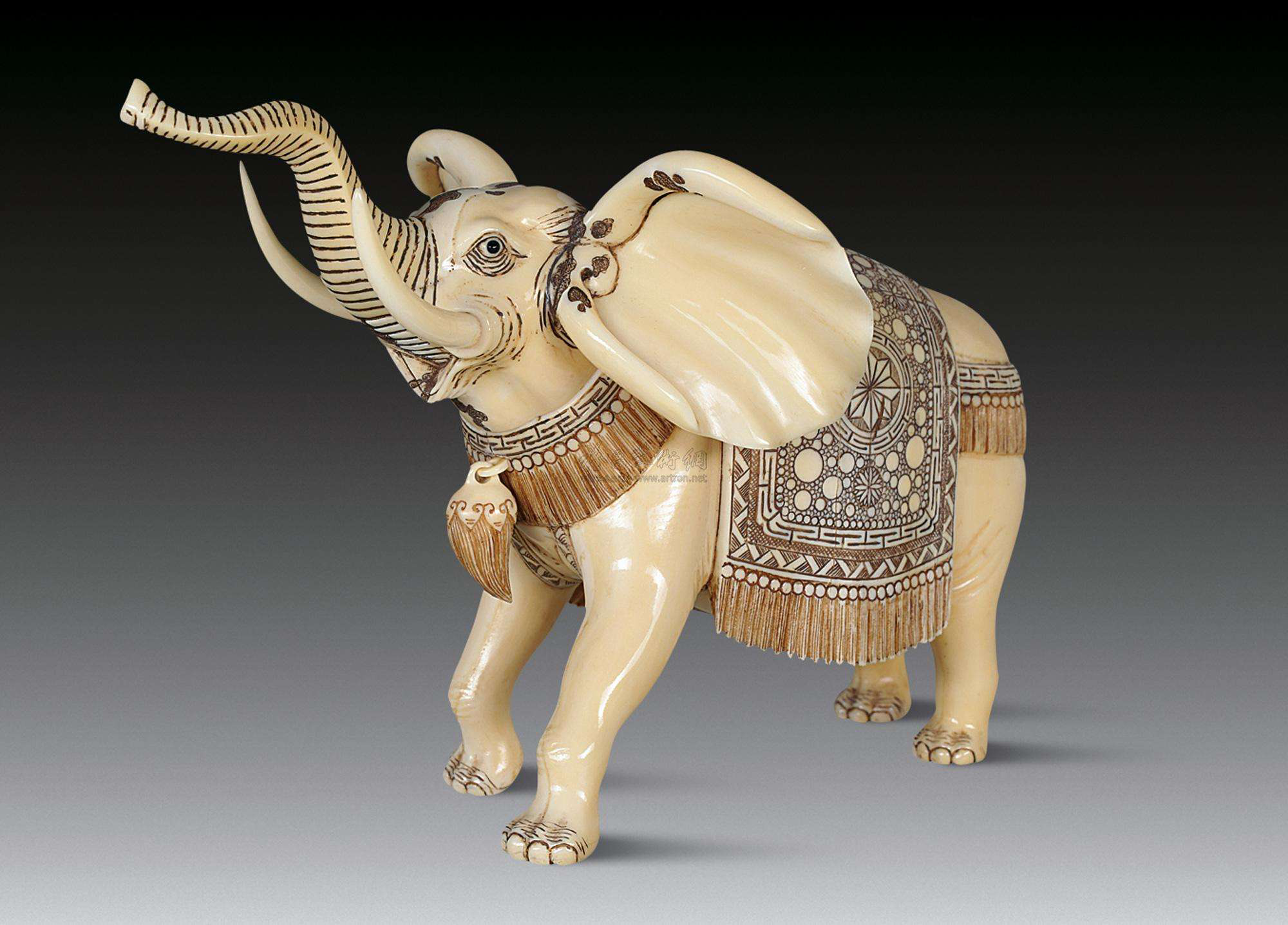 辦公寫字臺(tái)風(fēng)水詳解，什么擺件能提升事業(yè)運(yùn)？(圖2)