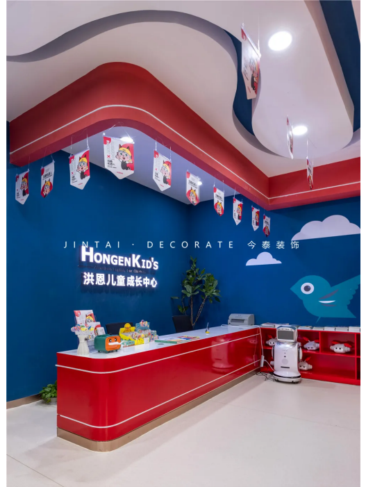 案例丨紅與藍(lán)的碰撞，“裝”出來(lái)的時(shí)尚！(圖2)